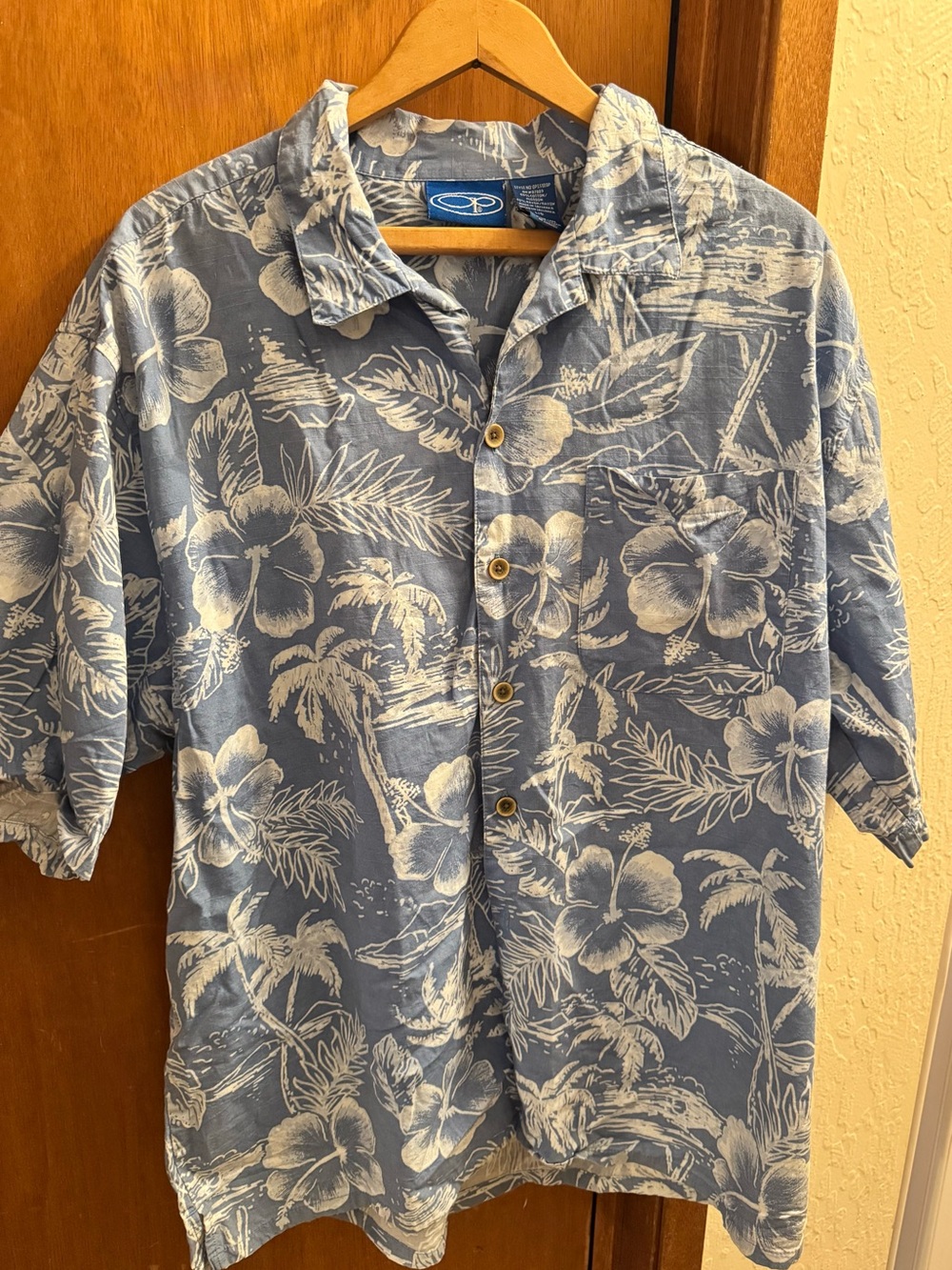 OP Men's Light Blue & White Tropical Button-Down Shirt